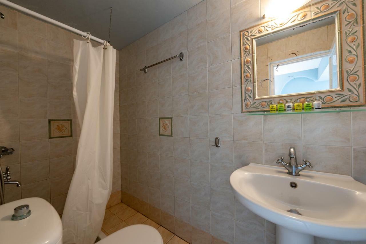 Kymothoi Rooms & Pool Bar ガブリオン エクステリア 写真